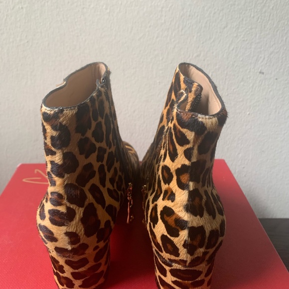 Joan Ollof
AERON LEOPARD HAIR CALF - Picture 10 of 11